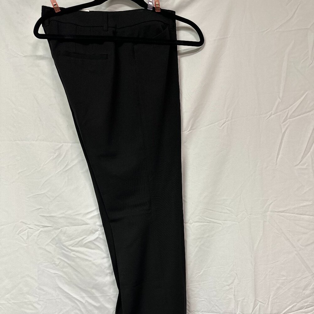 NWT - Black House White Market Size 8 Slim Boot Pant